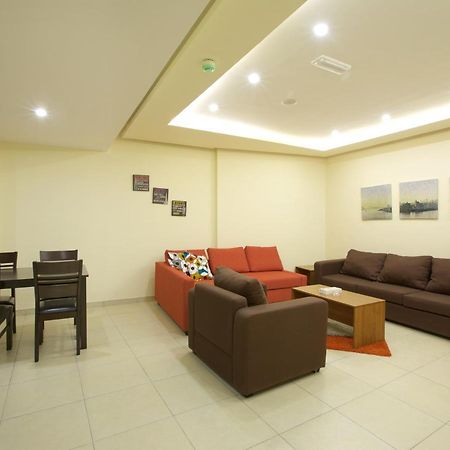 Lujain Hotel فندق النور واللجين 암만 외부 사진