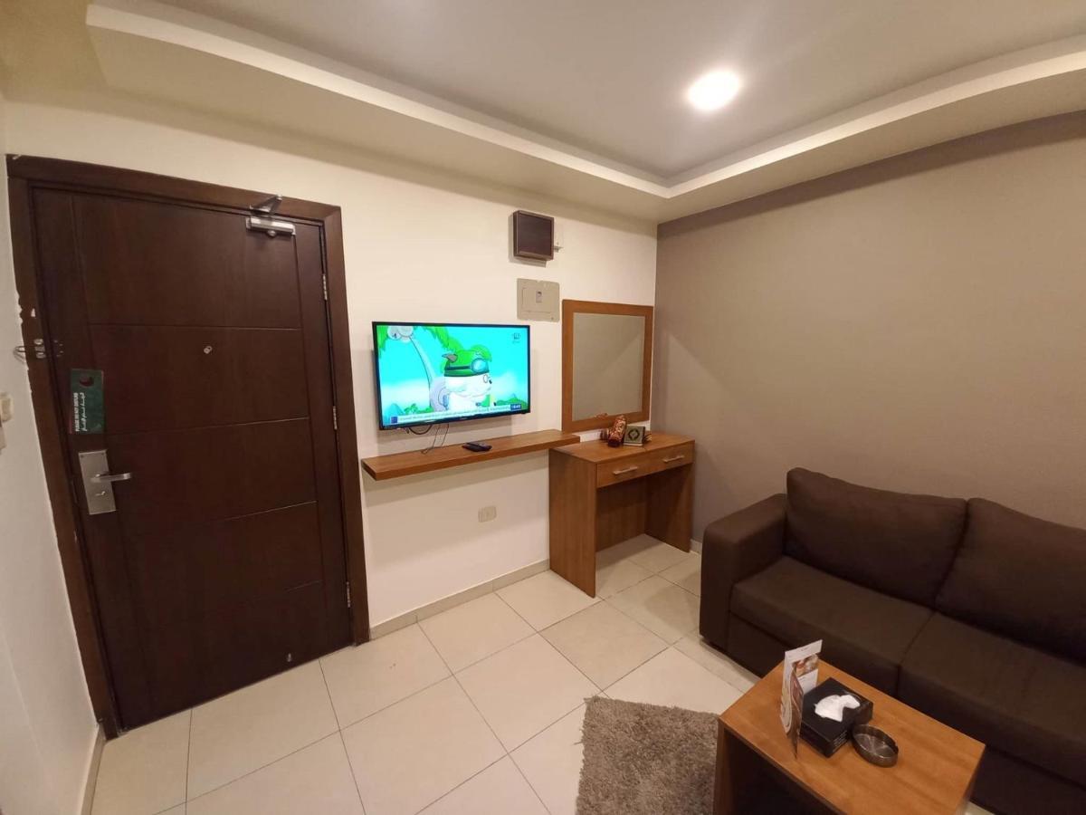 Lujain Hotel فندق النور واللجين 암만 외부 사진