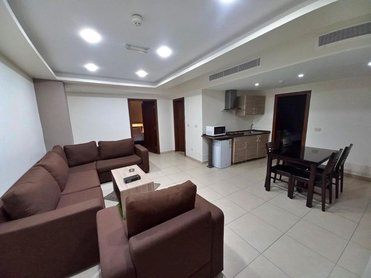 Lujain Hotel فندق النور واللجين 암만 외부 사진