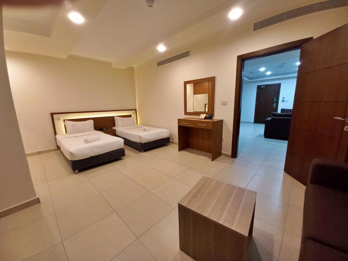 Lujain Hotel فندق النور واللجين 암만 외부 사진