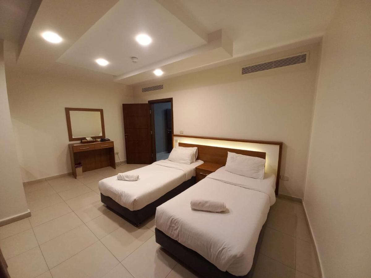 Lujain Hotel فندق النور واللجين 암만 외부 사진