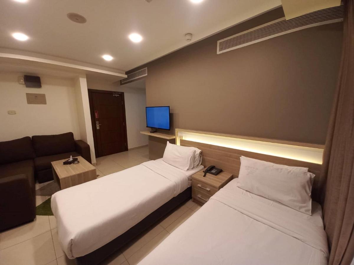 Lujain Hotel فندق النور واللجين 암만 외부 사진