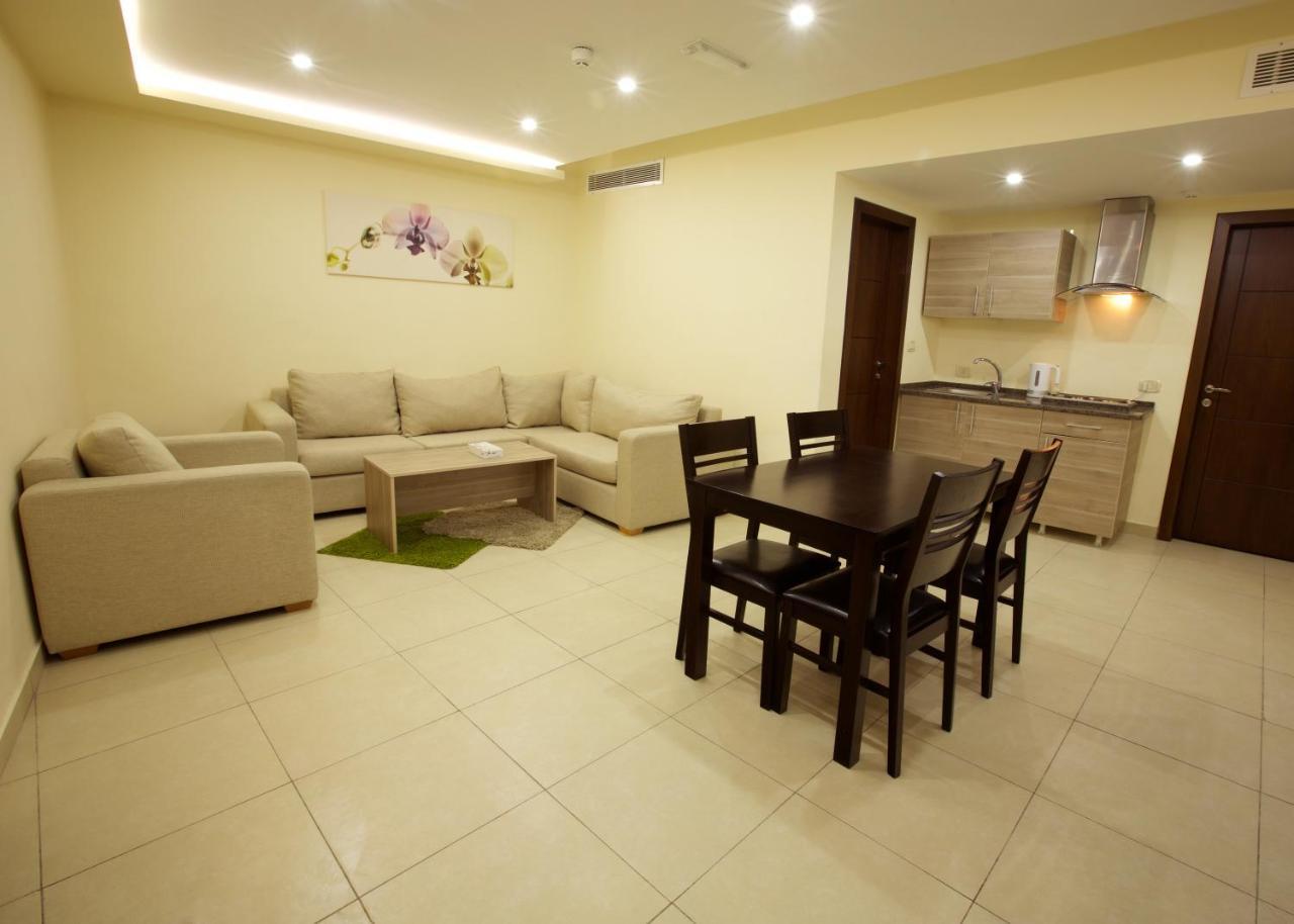 Lujain Hotel فندق النور واللجين 암만 객실 사진