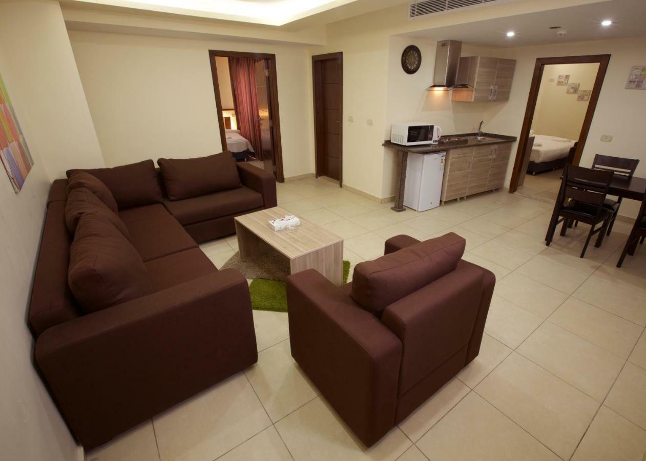 Lujain Hotel فندق النور واللجين 암만 외부 사진