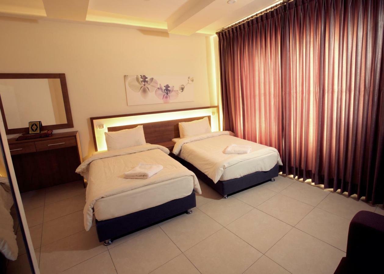 Lujain Hotel فندق النور واللجين 암만 외부 사진